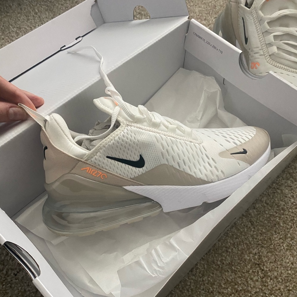 Nike Air Max 270 - Desert Sand/white